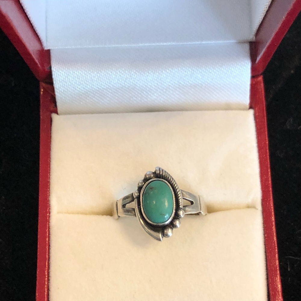 Vintage turquoise ring
